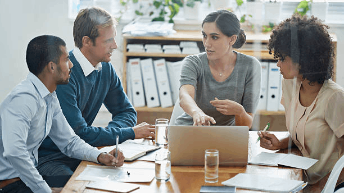 about-4 https://skylineweb.in/wp-content/uploads/2024/11/about-4-2.png